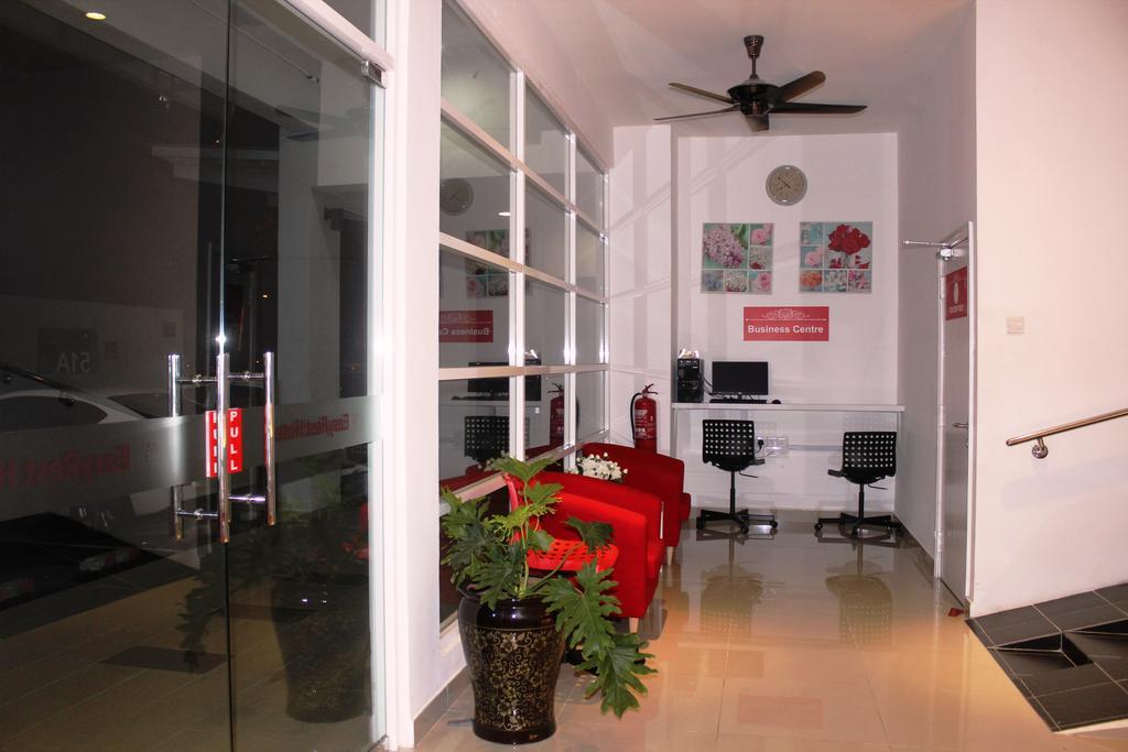 Easyrest Hotel เปอตาลิงจายา ภายนอก รูปภาพ